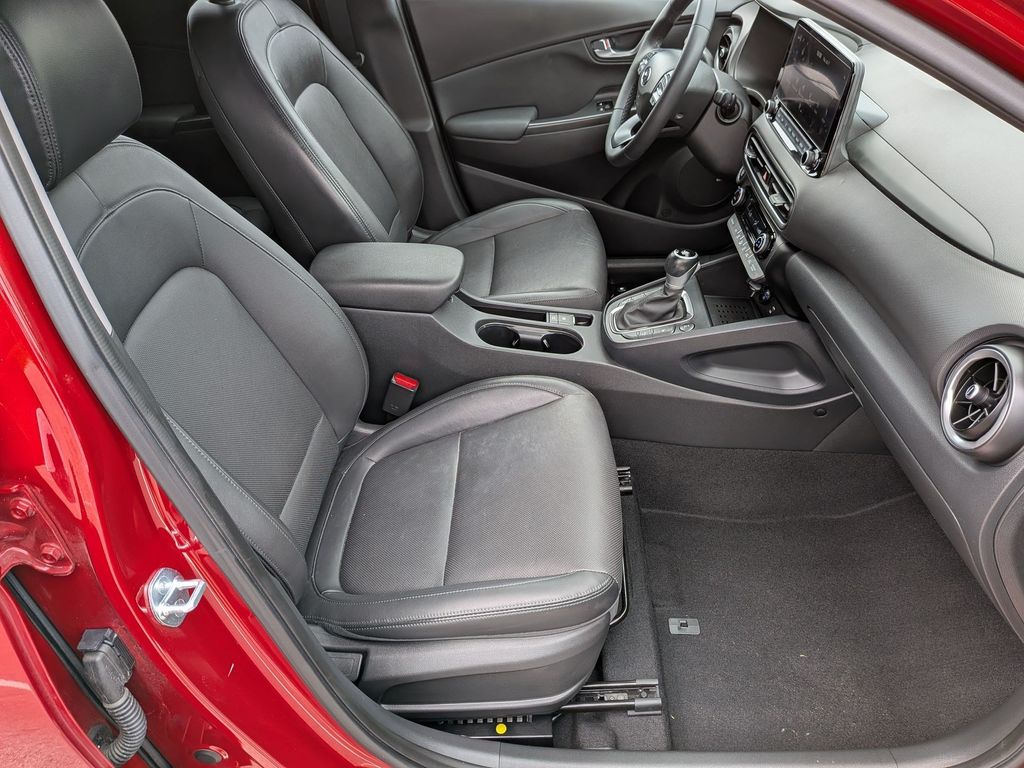 2023 Hyundai Kona Limited - Photo 28