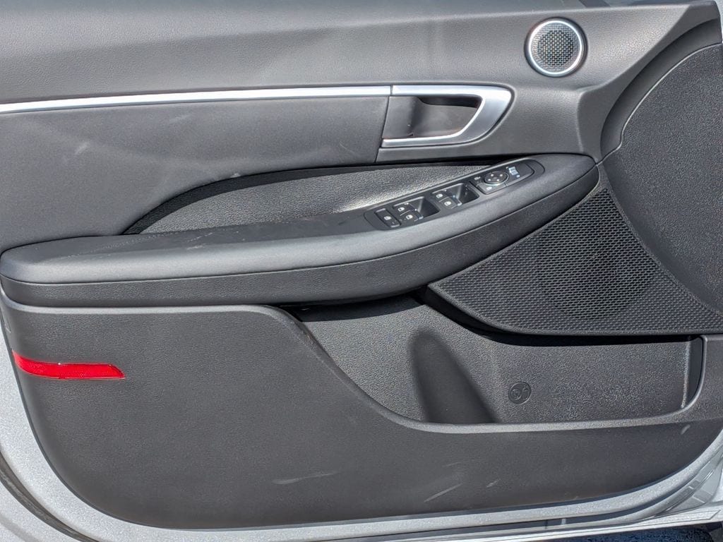 2026 Hyundai Sonata SEL - Photo 12