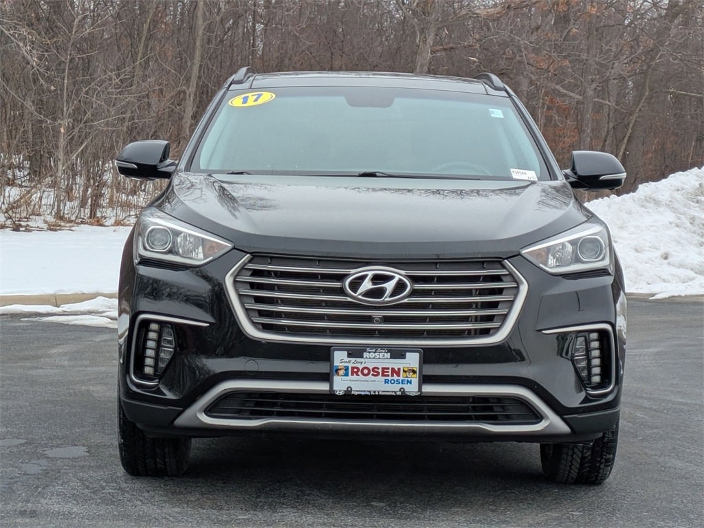 Used 2017 Hyundai Santa Fe SE Ultimate with VIN KM8SRDHF4HU232146 for sale in Kenosha, WI