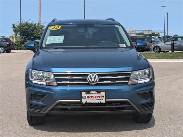 Used 2020 Volkswagen Tiguan SEL with VIN 3VV2B7AX0LM070706 for sale in Kenosha, WI