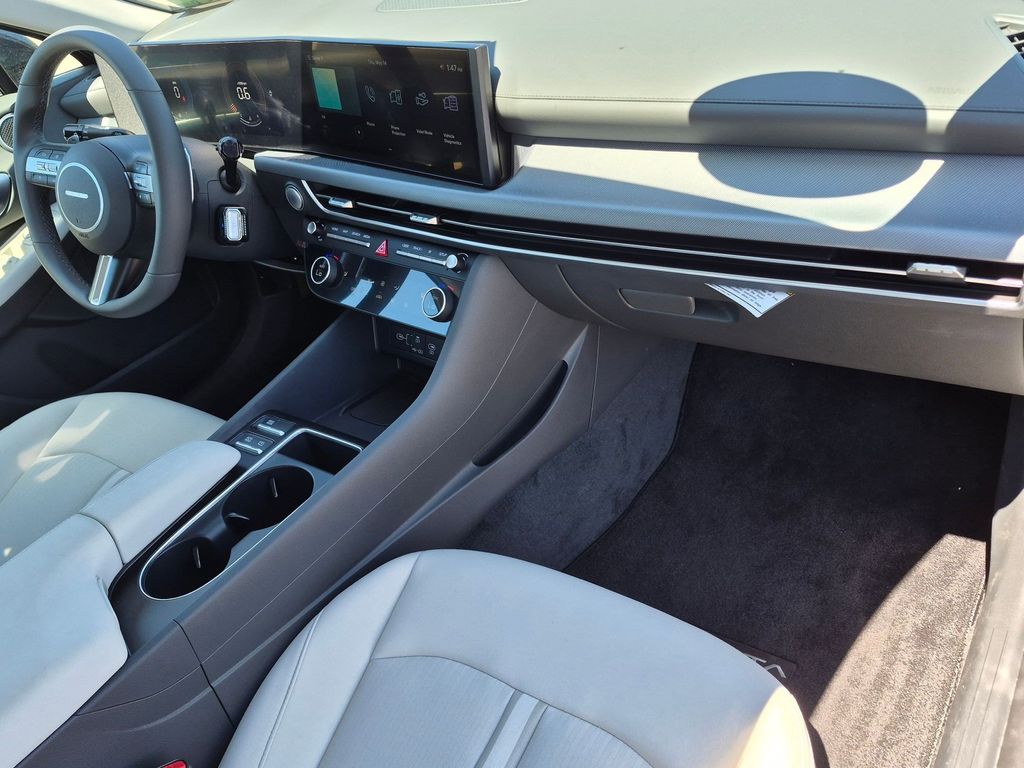 2026 Hyundai Sonata SEL - Photo 25