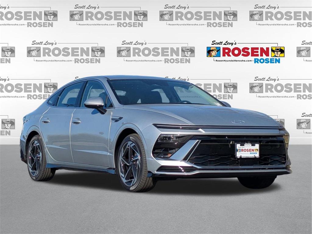 2026 Hyundai Sonata SEL's photo
