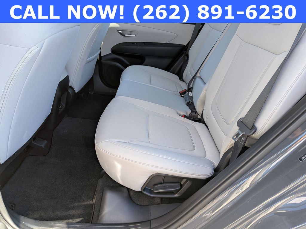 2025 Hyundai Tucson SE - Photo 24