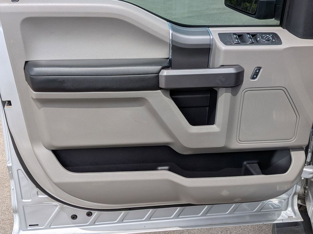 2019 Ford F-150 XLT - Photo 12