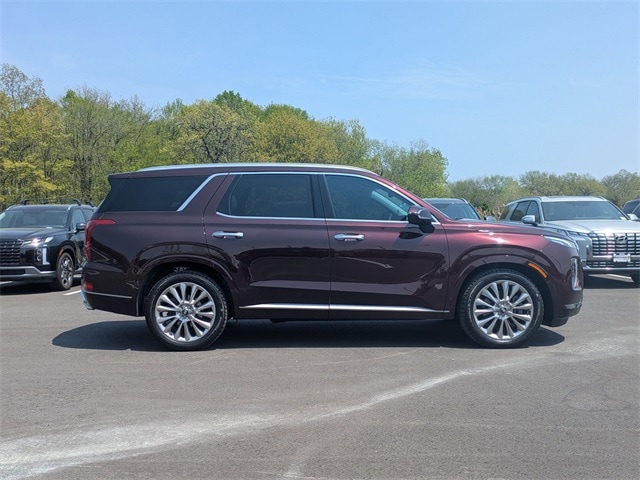 Used 2020 Hyundai Palisade Limited with VIN KM8R5DHE1LU136548 for sale in Kenosha, WI