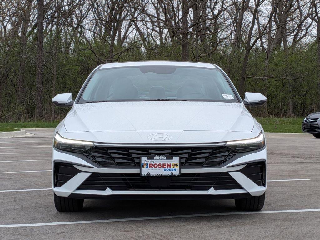 New 2026 Hyundai Elantra Limited Sedan