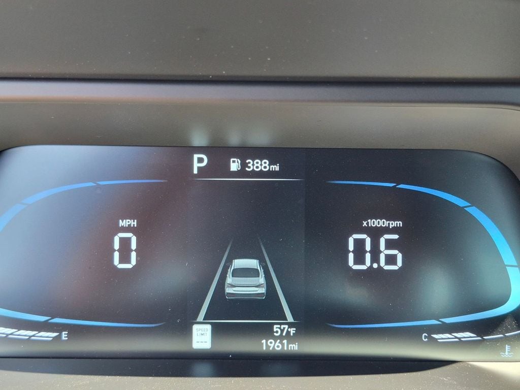 2026 Hyundai Elantra SEL - Photo 13