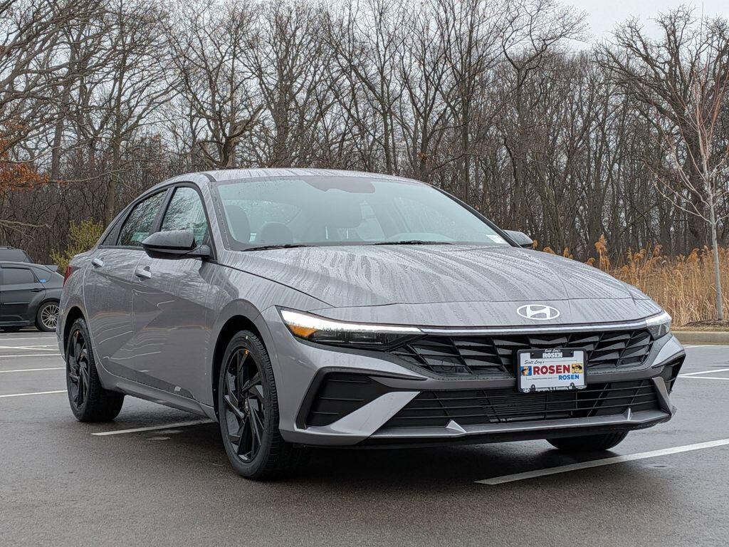 New 2026 Hyundai Elantra SEL Sport Sedan