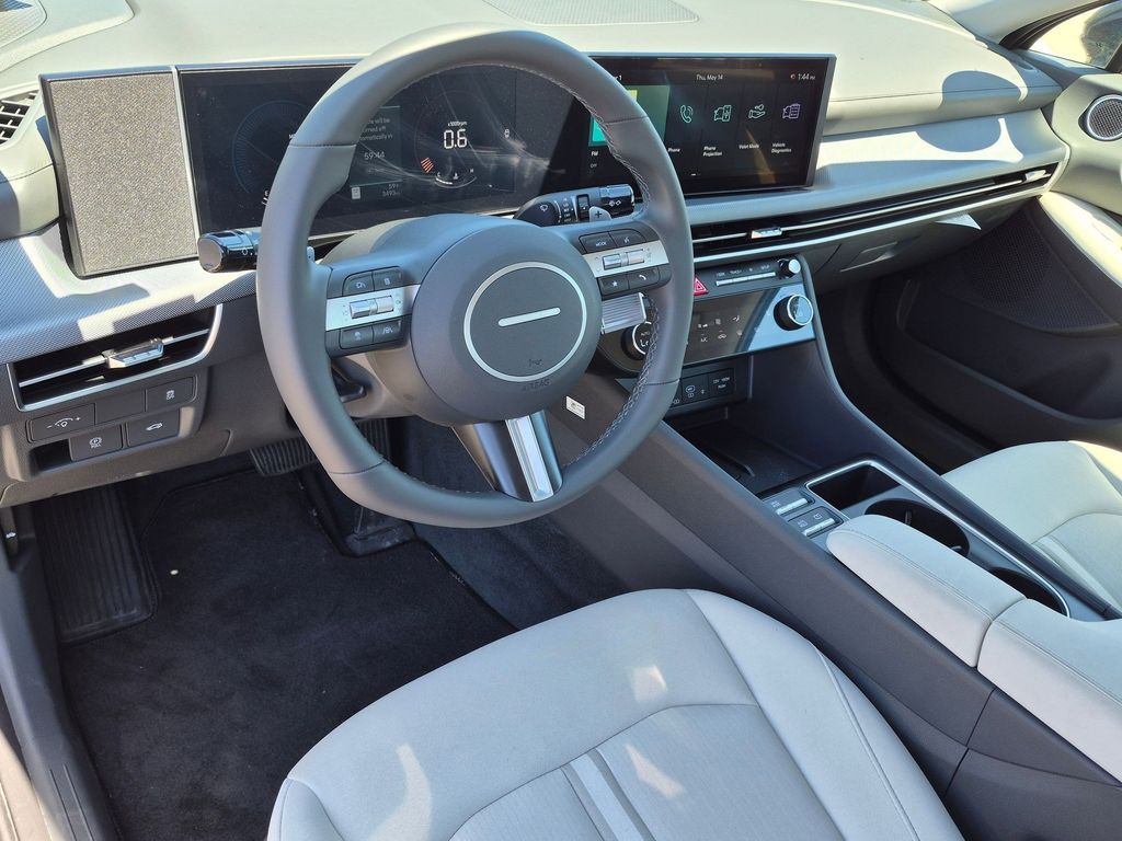 2026 Hyundai Sonata SEL - Photo 9