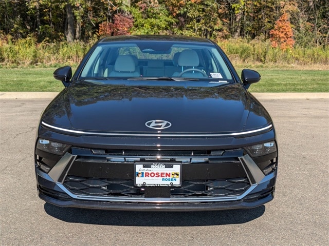 Certified 2025 Hyundai Sonata SEL with VIN KMHL64JA3SA435209 for sale in Kenosha, WI
