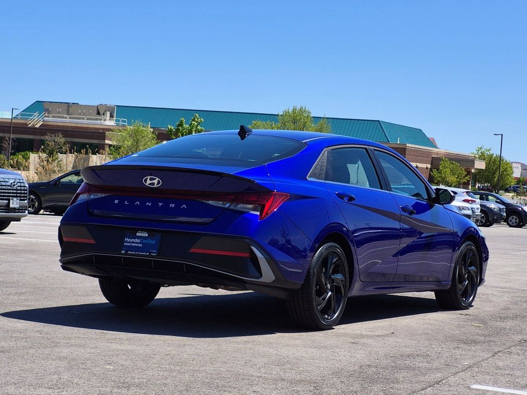 2026 Hyundai Elantra SEL - Photo 7