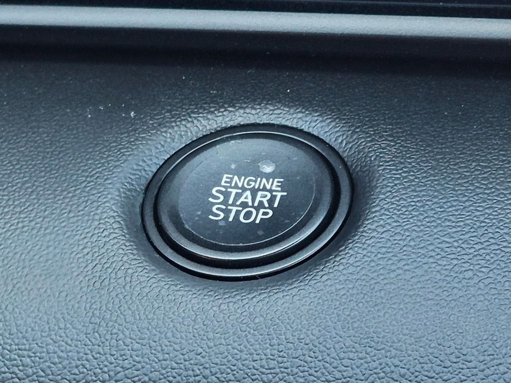 2026 Hyundai Elantra SEL - Photo 17