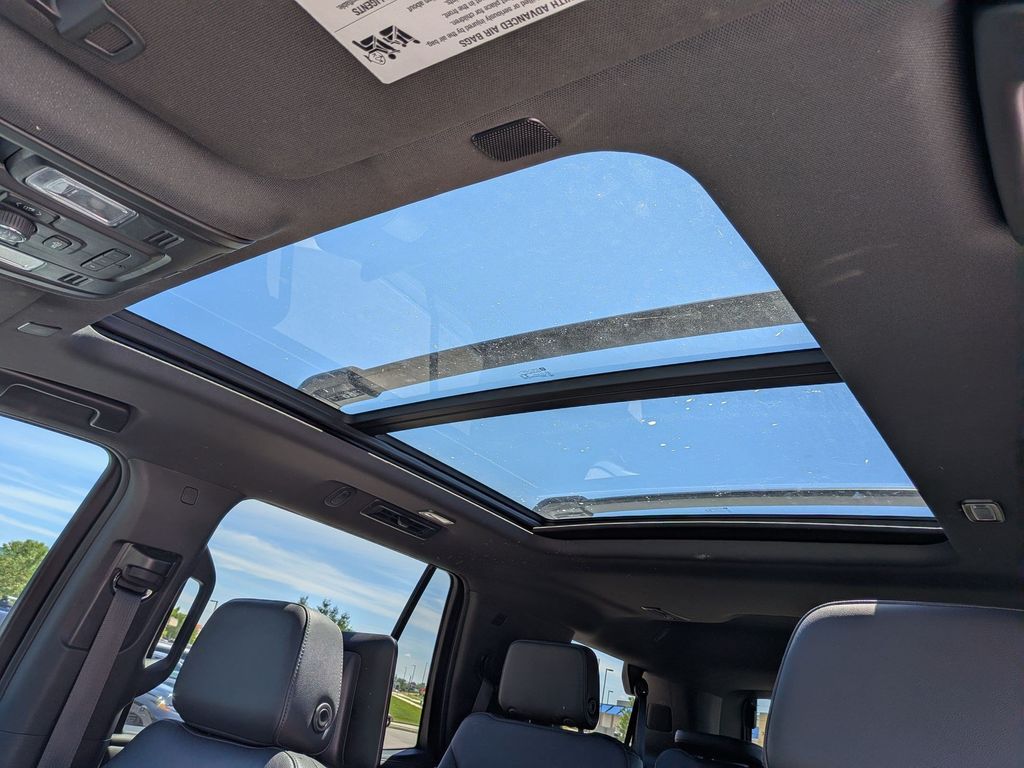 2022 Chevrolet Tahoe LT - Photo 13