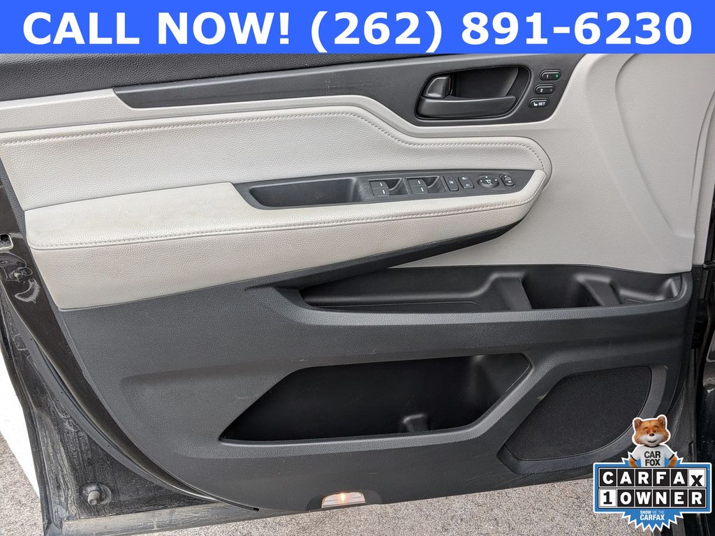 2018 Honda Odyssey Touring - Photo 12