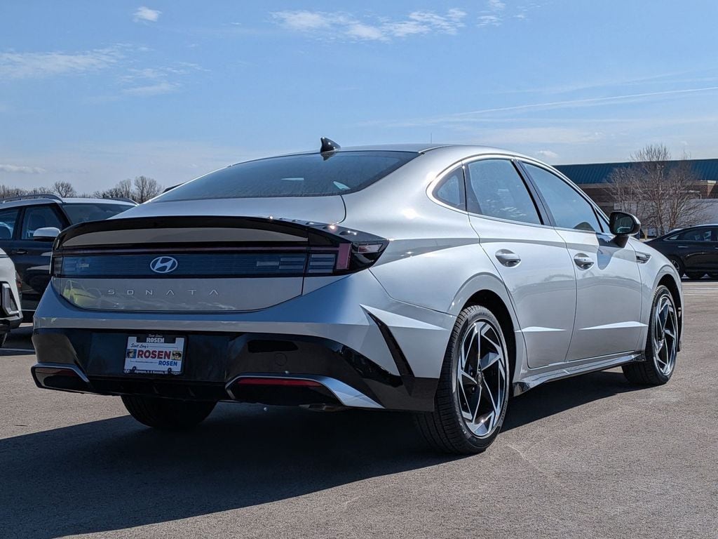 2026 Hyundai Sonata SEL - Photo 7