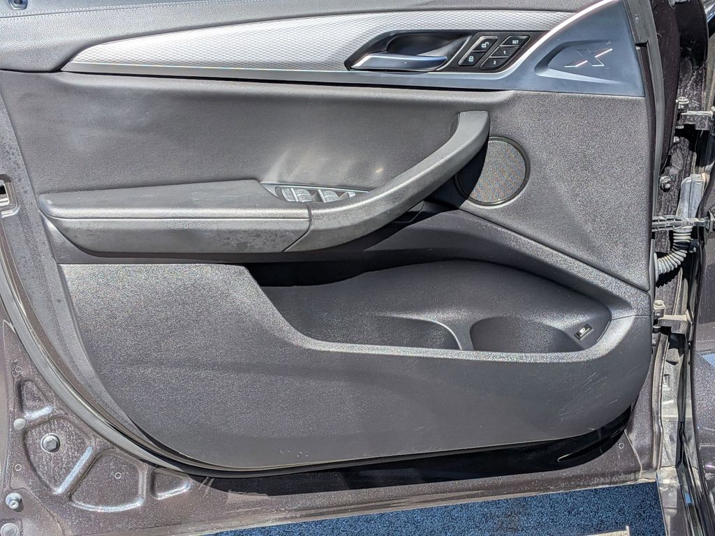 2021 BMW X3 30e - Photo 12