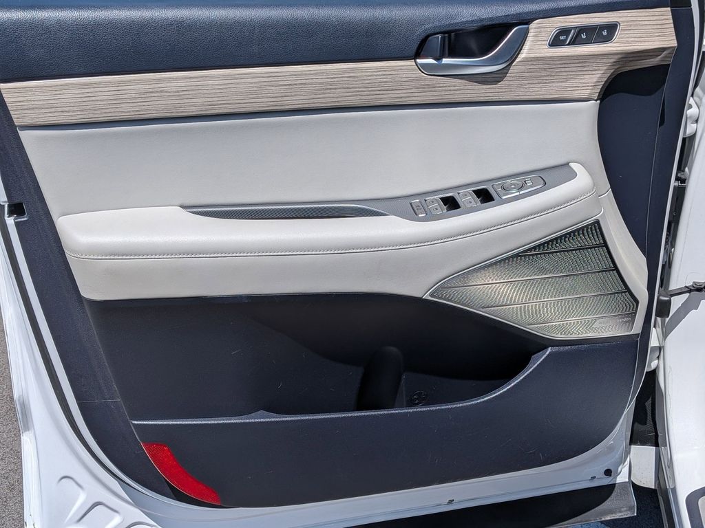 2022 Hyundai Palisade Limited - Photo 12