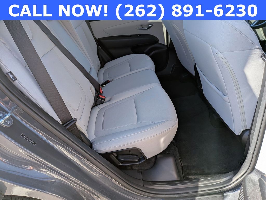 2025 Hyundai Tucson SE - Photo 27
