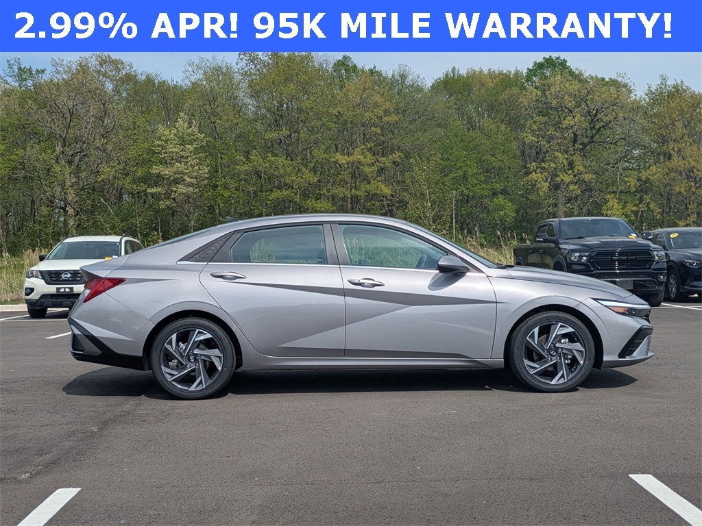 Certified 2025 Hyundai Elantra SEL Convenience Sedan