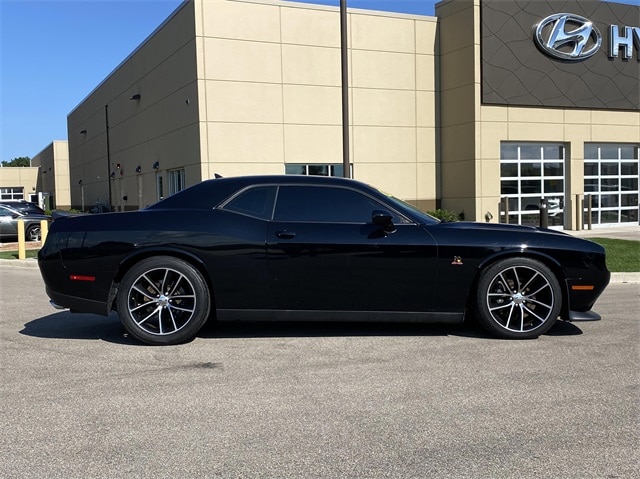 Used 2016 Dodge Challenger Scat Pack with VIN 2C3CDZFJ2GH315821 for sale in Kenosha, WI