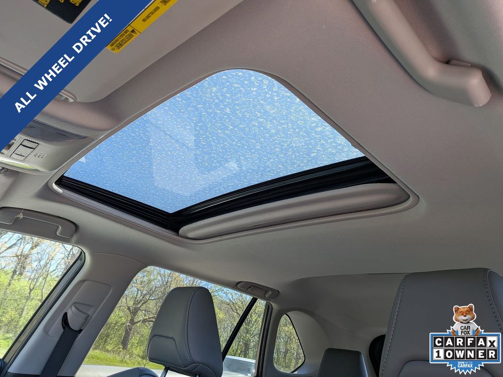 2021 Toyota RAV4 XLE Premium - Photo 13