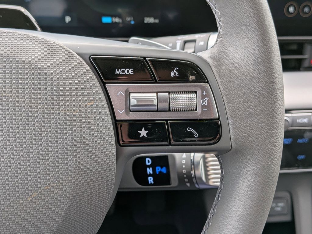 2026 Hyundai IONIQ 5 SE - Photo 17