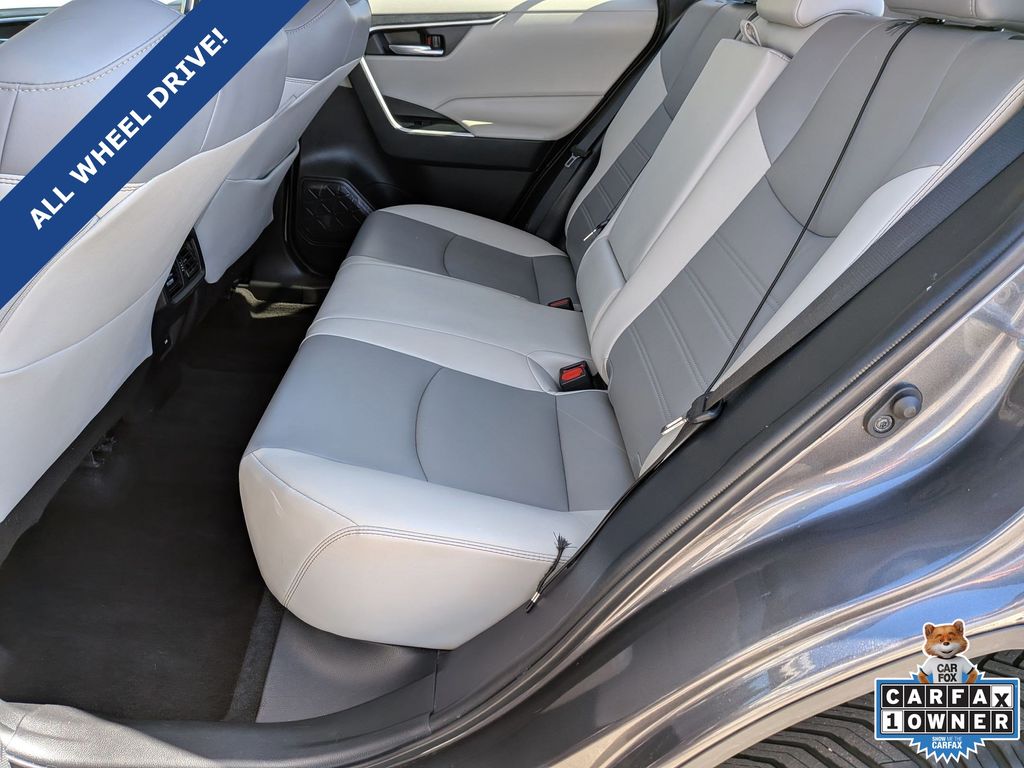 2021 Toyota RAV4 XLE Premium - Photo 25
