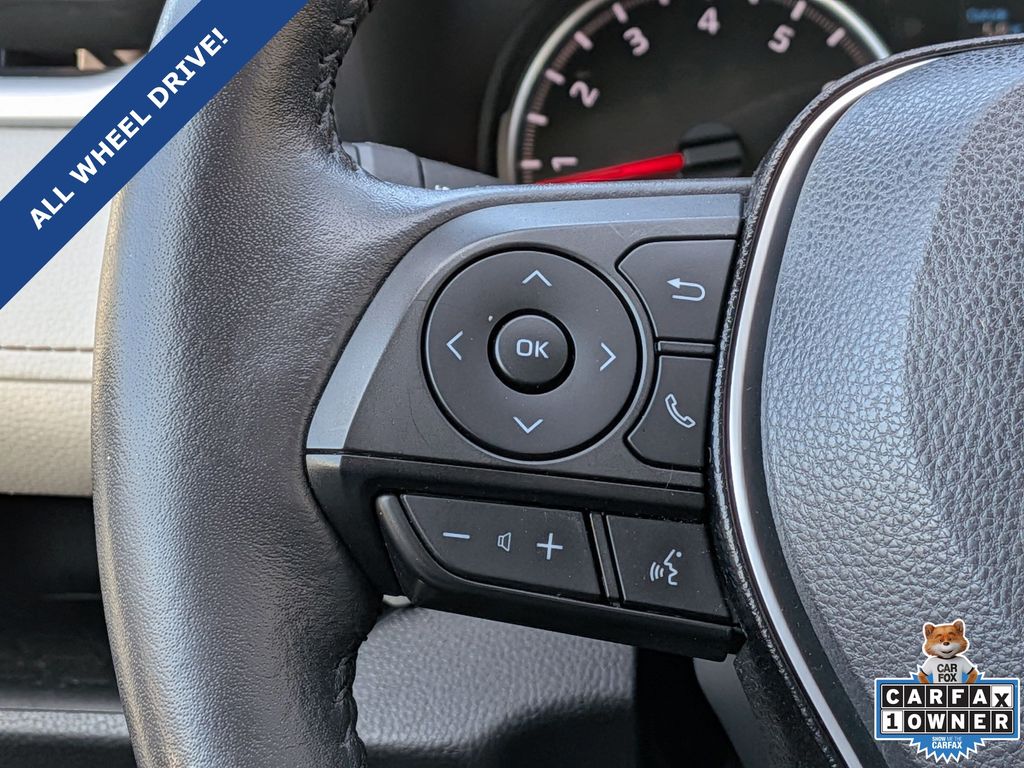 2021 Toyota RAV4 XLE Premium - Photo 16