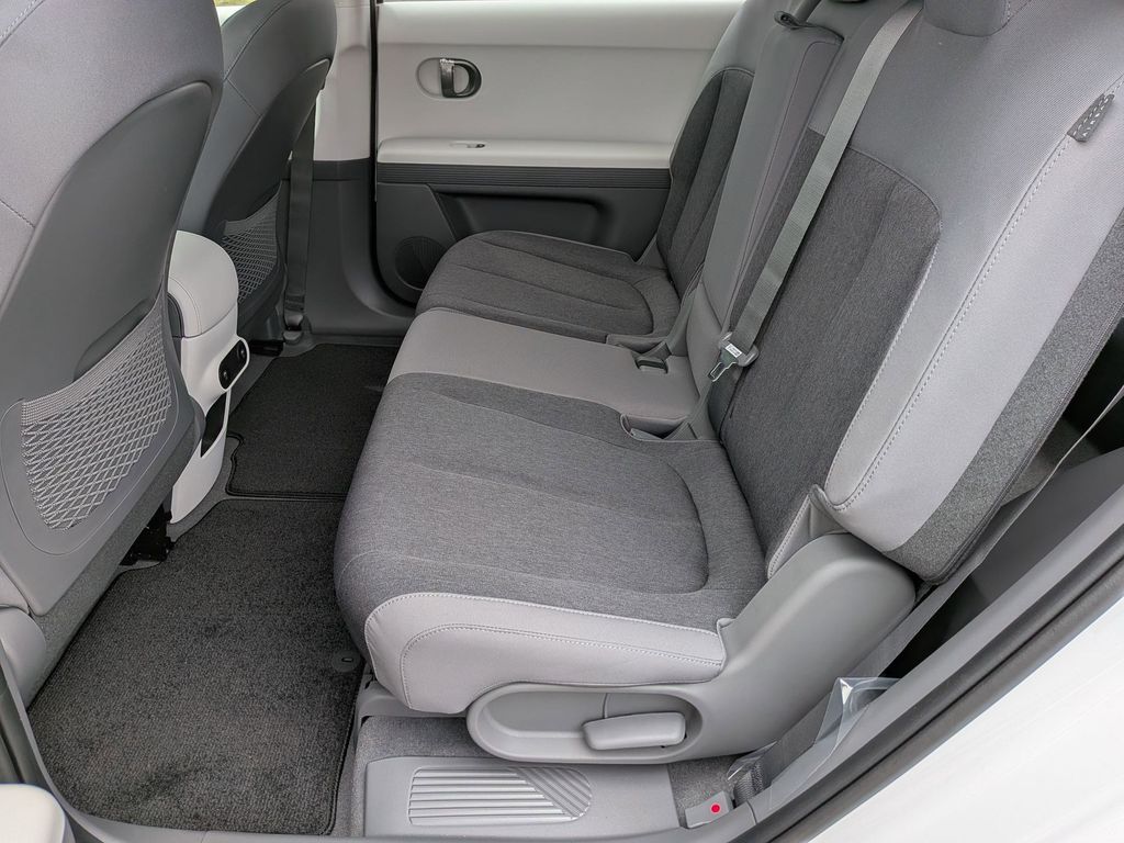 2026 Hyundai IONIQ 5 SE - Photo 23