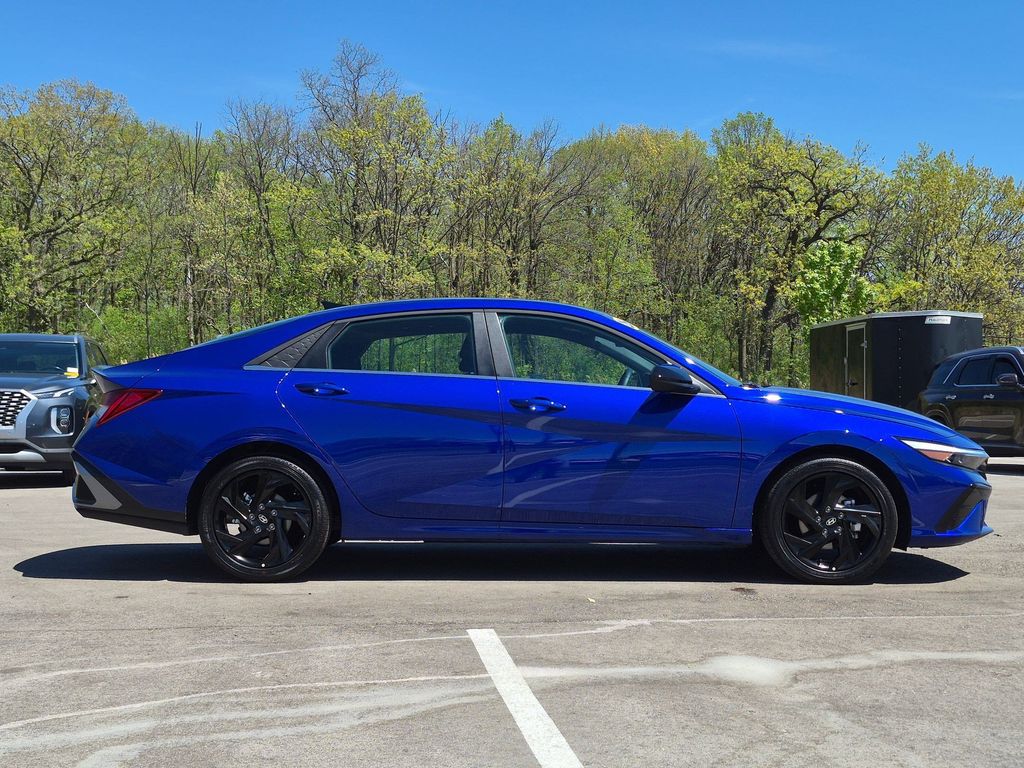 2026 Hyundai Elantra SEL - Photo 8