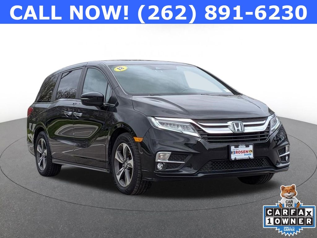 2018 Honda Odyssey Touring's photo