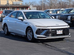 2026 Hyundai Sonata SE Sedan