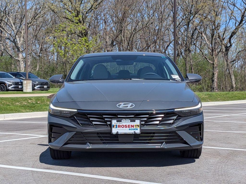 New 2026 Hyundai Elantra Limited Sedan