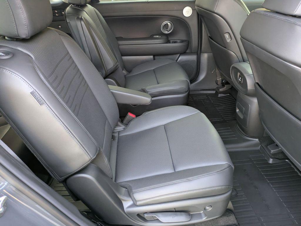 2026 Hyundai Palisade Limited - Photo 25