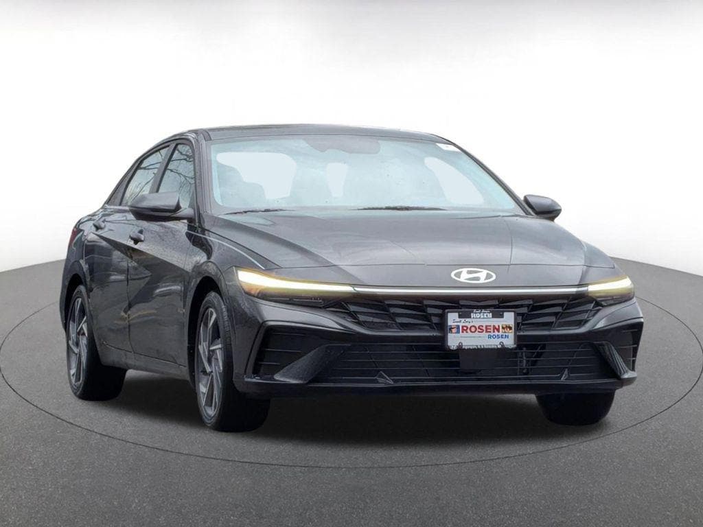 New 2026 Hyundai Elantra Hybrid Limited Sedan