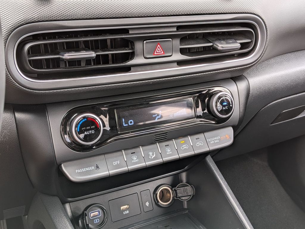 2023 Hyundai Kona Limited - Photo 19