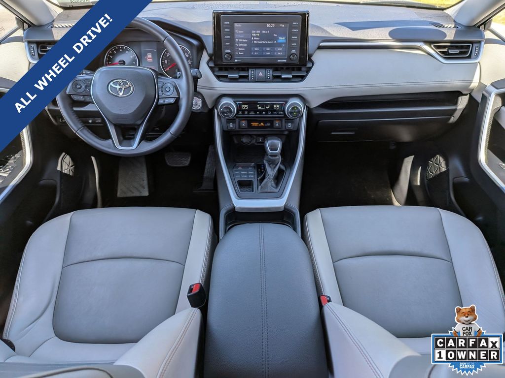 2021 Toyota RAV4 XLE Premium - Photo 26