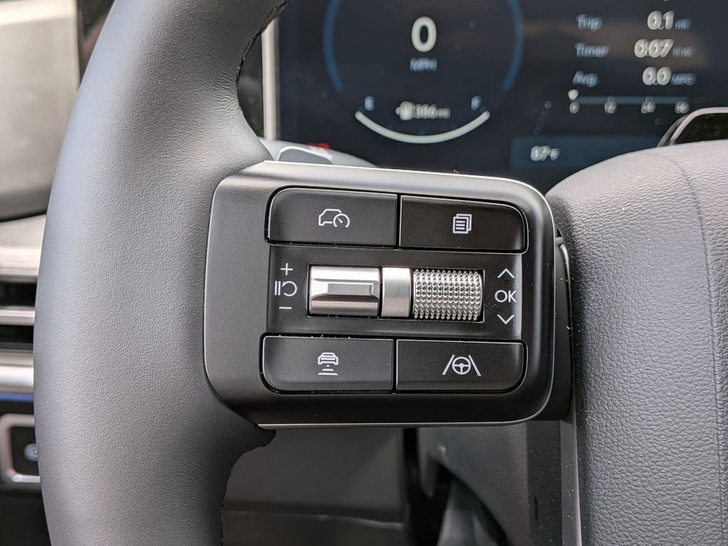 2026 Hyundai Santa Fe Limited - Photo 17