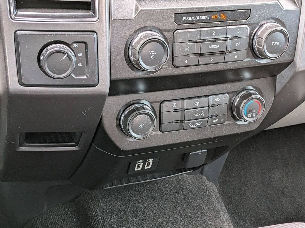 2019 Ford F-150 XLT - Photo 18