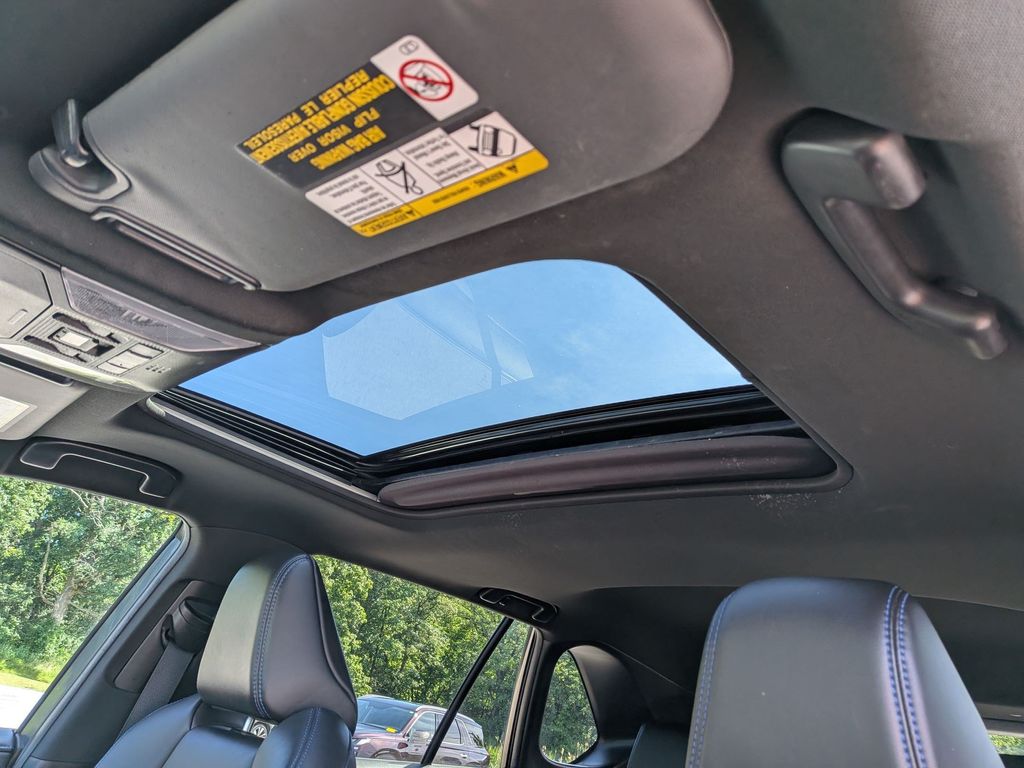 2020 Toyota RAV4 XSE - Photo 13