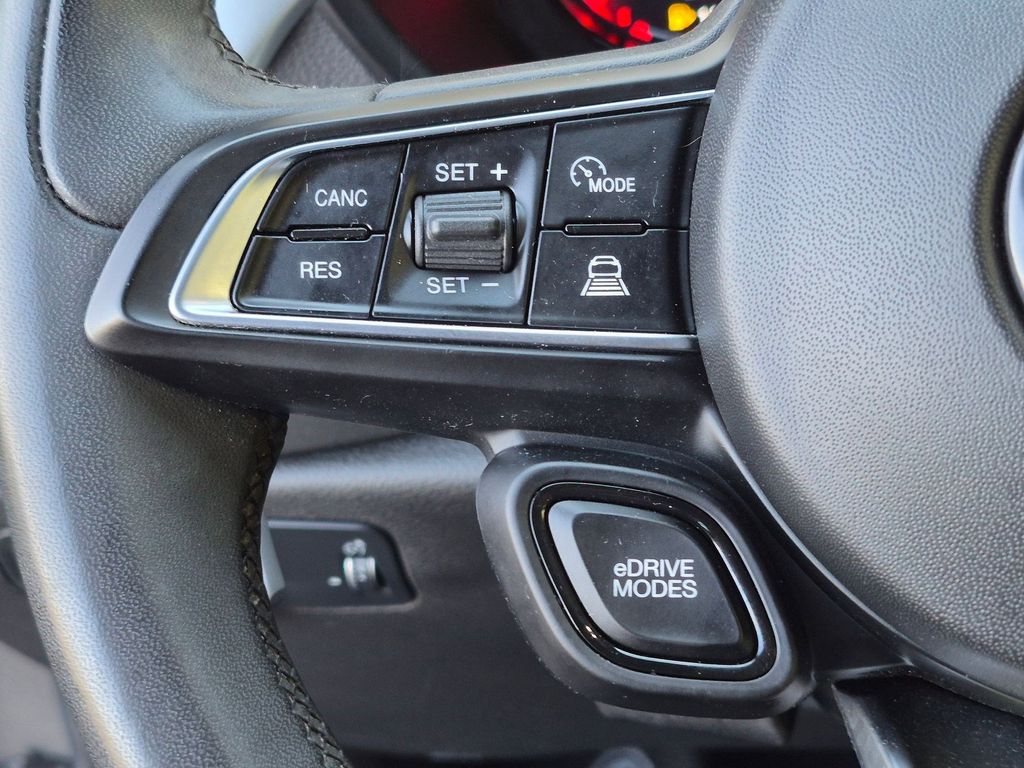 2024 Dodge Hornet R/T - Photo 13
