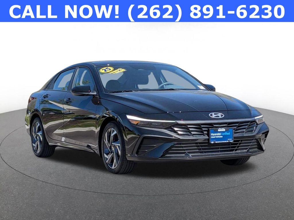 2025 Hyundai Elantra 2.0 SEL Sport IVT's photo