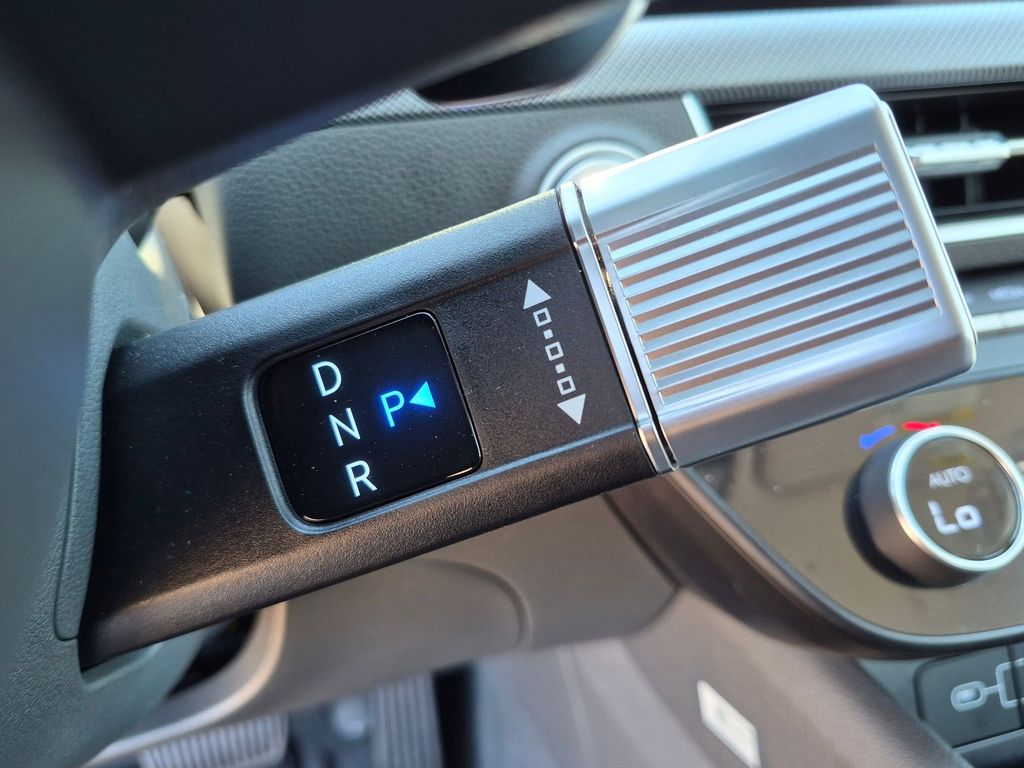2026 Hyundai Sonata SEL - Photo 19