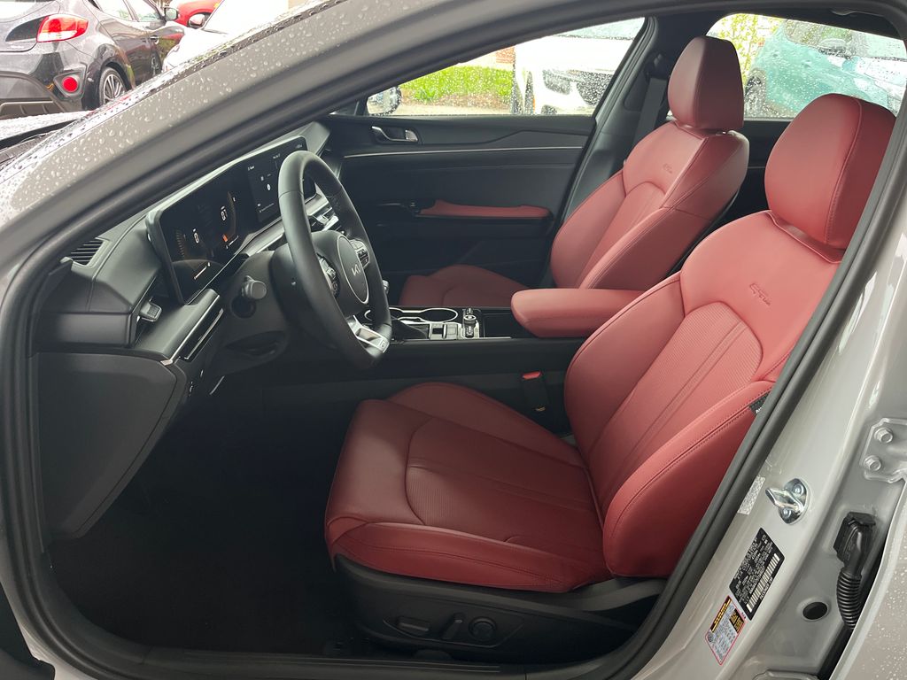 2026 Kia K5 GT-Line - Photo 13