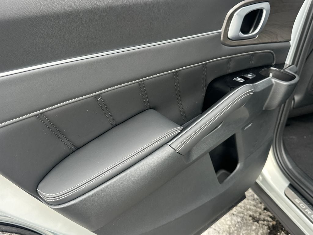 2026 Kia Sorento X-Line SX Prestige - Photo 15