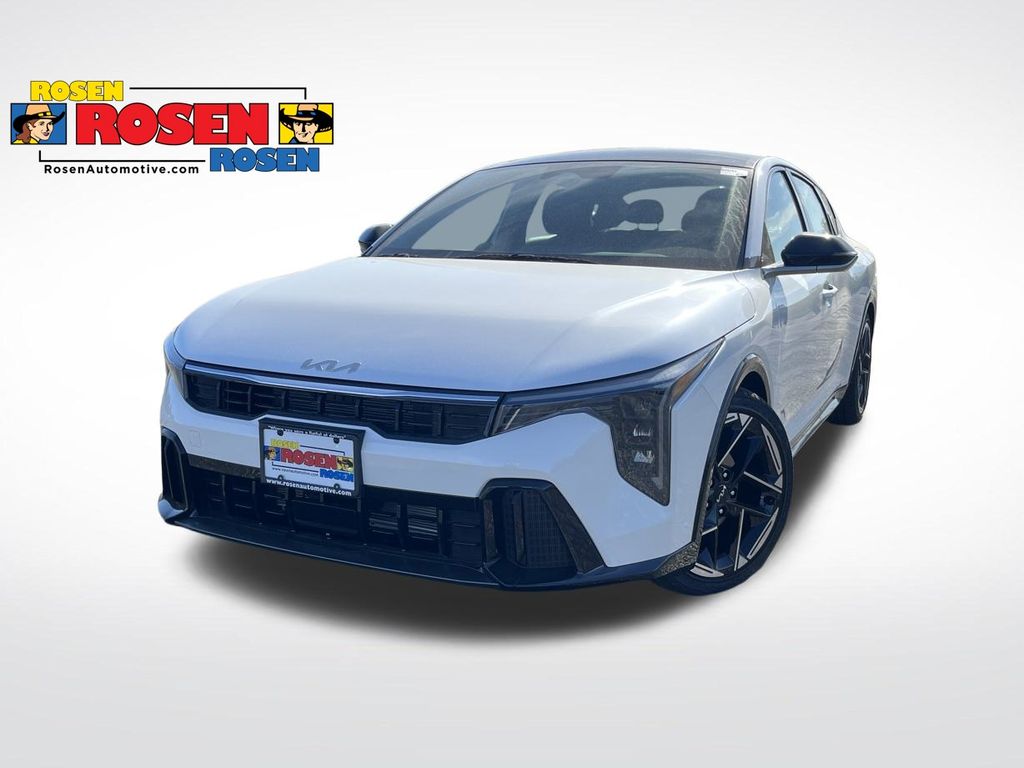 2025 Kia K4 GT-Line's photo