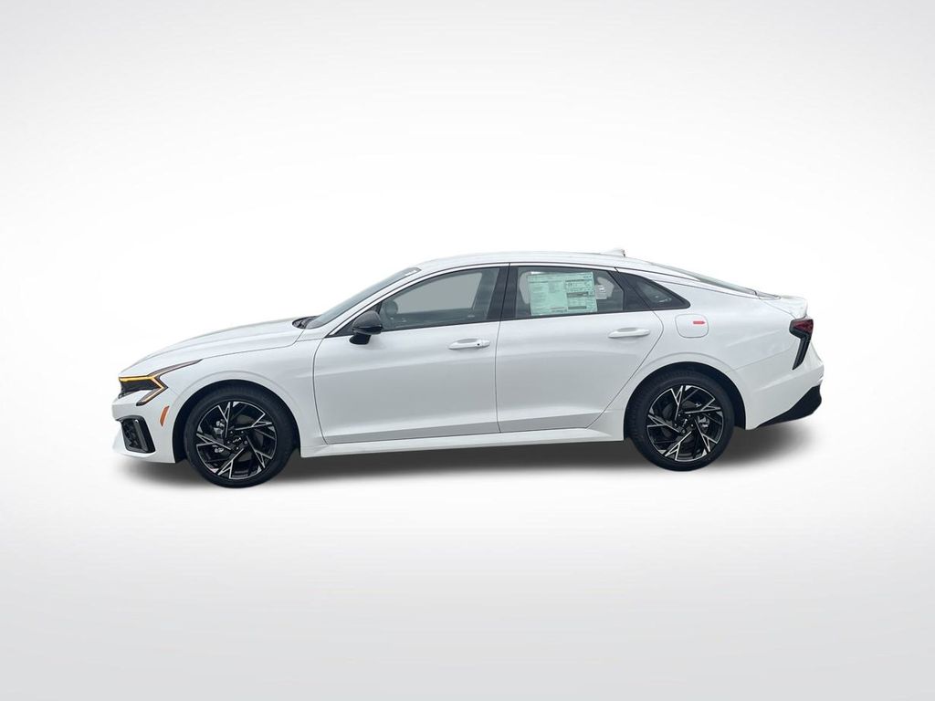 2026 Kia K5 GT-Line photo 2