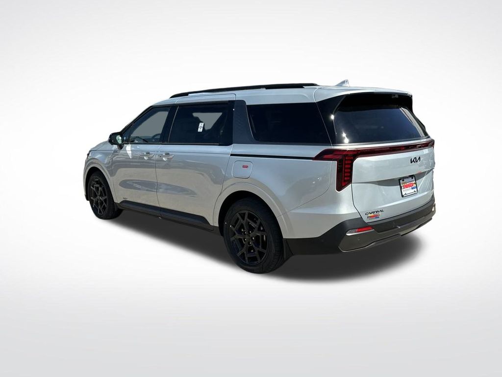 2025 Kia Carnival SX Prestige photo 3
