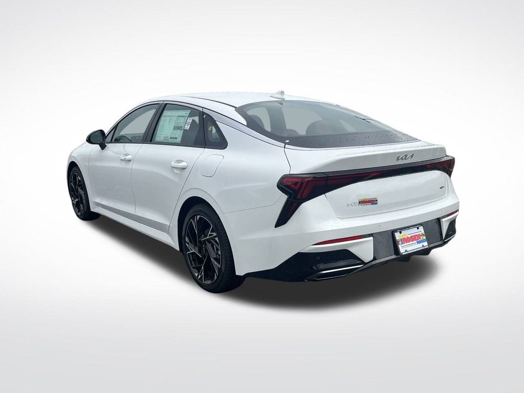 2026 Kia K5 GT-Line photo 3