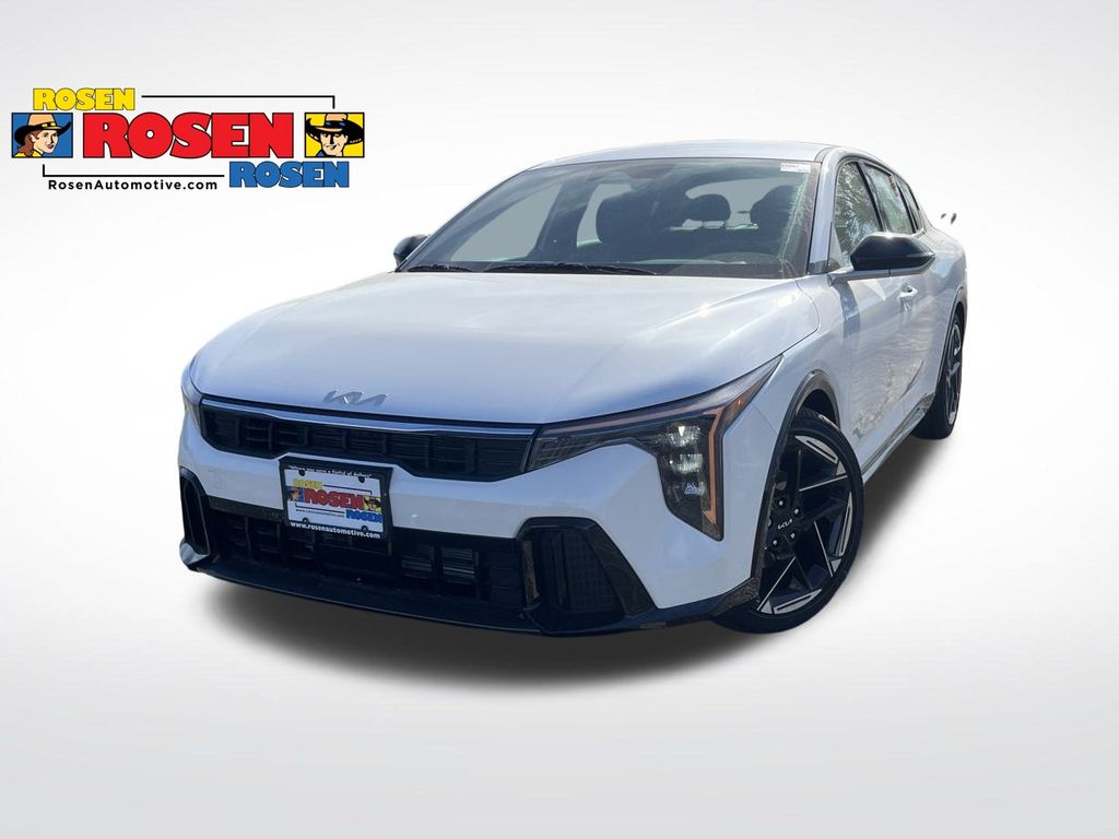 2025 Kia K4 GT-Line's photo